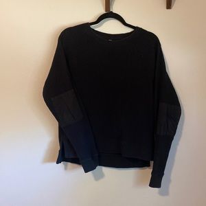 RVCA ribbed black crew neck